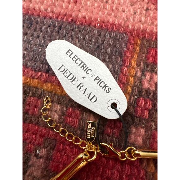 Electric Picks x Dede Raad Leaving On A Jet Chain Necklace Gold Plated - Picture 5 of 5